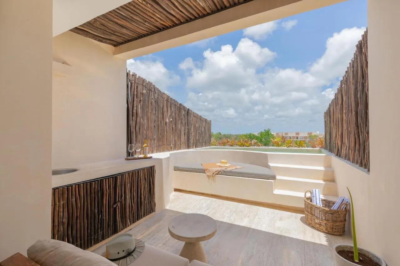 Luxury 2Br Apartment Aldea Zama With Private Rooftop Plunge Pool 24 7 Security In A Gated Community Tulum
